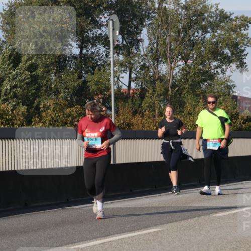 03.10.2025 - Köhlbrandbrückenlauf Luisa Fischer http://msf.ph/oto/8986005 03.10.2025 11:18:29 Position 3  meine-sportfotos.de