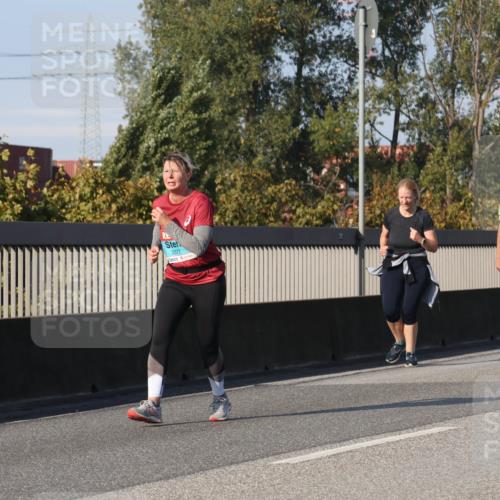 03.10.2025 - Köhlbrandbrückenlauf Luisa Fischer http://msf.ph/oto/8986010 03.10.2025 11:18:30 Position 3 3377, 2223 meine-sportfotos.de