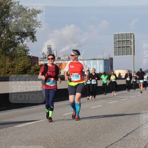 03.10.2025 - Köhlbrandbrückenlauf Luisa Fischer http://msf.ph/oto/8986031 03.10.2025 11:18:34 Position 3 3413, 3412 meine-sportfotos.de