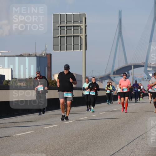 03.10.2025 - Köhlbrandbrückenlauf Luisa Fischer http://msf.ph/oto/8986082 03.10.2025 11:18:42 Position 3  meine-sportfotos.de
