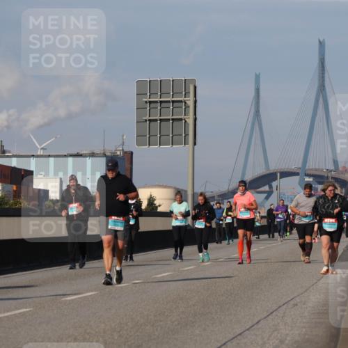 03.10.2025 - Köhlbrandbrückenlauf Luisa Fischer http://msf.ph/oto/8986100 03.10.2025 11:18:45 Position 3  meine-sportfotos.de