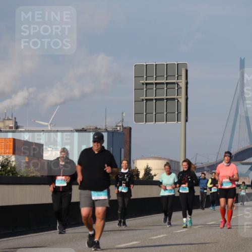 03.10.2025 - Köhlbrandbrückenlauf Luisa Fischer http://msf.ph/oto/8986108 03.10.2025 11:18:46 Position 3 3319 meine-sportfotos.de