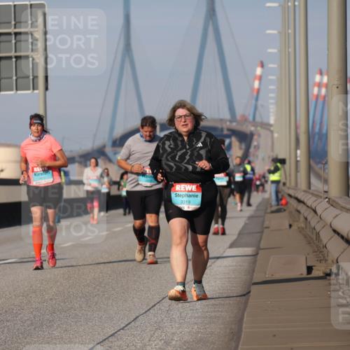 03.10.2025 - Köhlbrandbrückenlauf Luisa Fischer http://msf.ph/oto/8986147 03.10.2025 11:18:53 Position 3 3319 meine-sportfotos.de