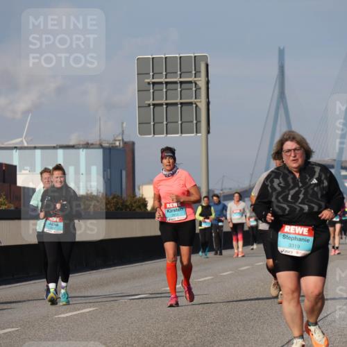 03.10.2025 - Köhlbrandbrückenlauf Luisa Fischer http://msf.ph/oto/8986160 03.10.2025 11:18:55 Position 3 2612, 3319 meine-sportfotos.de