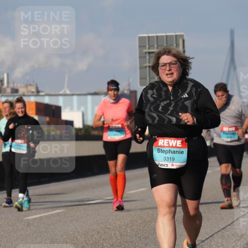 03.10.2025 - Köhlbrandbrückenlauf Luisa Fischer http://msf.ph/oto/8986181 03.10.2025 11:18:58 Position 3 3319 meine-sportfotos.de