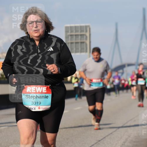 03.10.2025 - Köhlbrandbrückenlauf Luisa Fischer http://msf.ph/oto/8986193 03.10.2025 11:19:00 Position 3 3319 meine-sportfotos.de