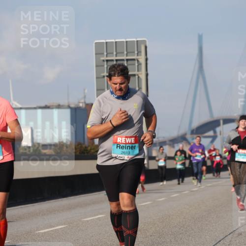 03.10.2025 - Köhlbrandbrückenlauf Luisa Fischer http://msf.ph/oto/8986201 03.10.2025 11:19:02 Position 3 2612, 2613 meine-sportfotos.de