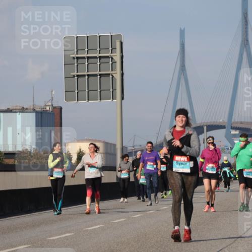 03.10.2025 - Köhlbrandbrückenlauf Luisa Fischer http://msf.ph/oto/8986225 03.10.2025 11:19:05 Position 3  meine-sportfotos.de