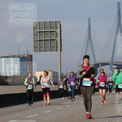 03.10.2025 - Köhlbrandbrückenlauf Luisa Fischer http://msf.ph/oto/8986226 03.10.2025 11:19:05 Position 3 400 meine-sportfotos.de