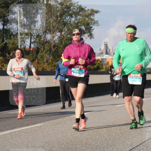 03.10.2025 - Köhlbrandbrückenlauf Luisa Fischer http://msf.ph/oto/8986302 03.10.2025 11:19:25 Position 3 2547, 2479, 2839 meine-sportfotos.de