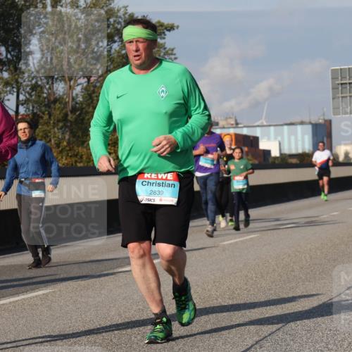 03.10.2025 - Köhlbrandbrückenlauf Luisa Fischer http://msf.ph/oto/8986313 03.10.2025 11:19:27 Position 3 2479, 2839 meine-sportfotos.de