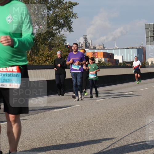 03.10.2025 - Köhlbrandbrückenlauf Luisa Fischer http://msf.ph/oto/8986321 03.10.2025 11:19:28 Position 3 2839 meine-sportfotos.de