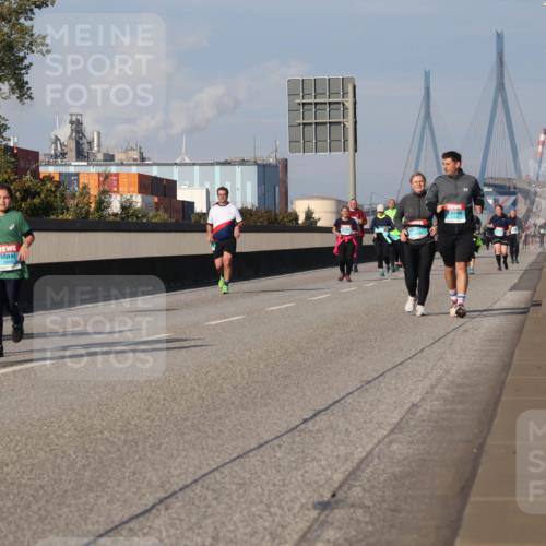 03.10.2025 - Köhlbrandbrückenlauf Luisa Fischer http://msf.ph/oto/8986333 03.10.2025 11:19:30 Position 3  meine-sportfotos.de