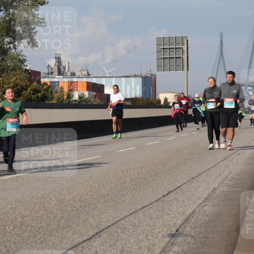 03.10.2025 - Köhlbrandbrückenlauf Luisa Fischer http://msf.ph/oto/8986340 03.10.2025 11:19:31 Position 3 988 meine-sportfotos.de