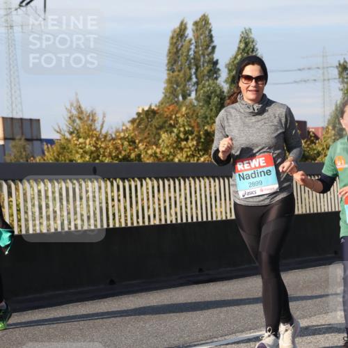 03.10.2025 - Köhlbrandbrückenlauf Luisa Fischer http://msf.ph/oto/8986372 03.10.2025 11:19:36 Position 3 2899, 2898 meine-sportfotos.de