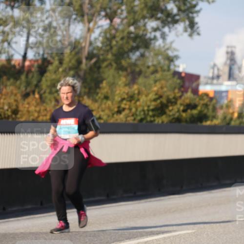 03.10.2025 - Köhlbrandbrückenlauf Luisa Fischer http://msf.ph/oto/8986402 03.10.2025 11:19:47 Position 3  meine-sportfotos.de