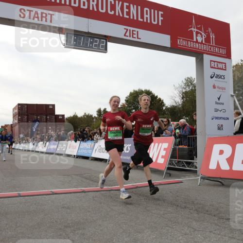 03.10.2025 - Köhlbrandbrückenlauf Yannick Fuchs http://msf.ph/oto/8986477 03.10.2025 16:11:21 Ziel 7350, 7373, 7472, 7765, 7895, 9067, 9068, 9597 meine-sportfotos.de