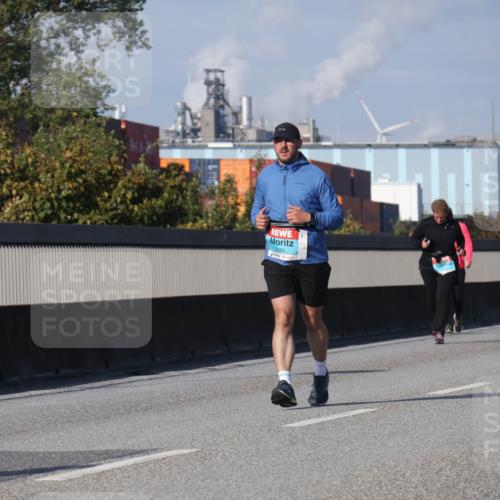 03.10.2025 - Köhlbrandbrückenlauf Luisa Fischer http://msf.ph/oto/8986493 03.10.2025 11:20:30 Position 3 2395 meine-sportfotos.de