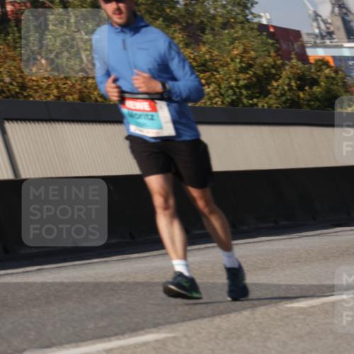 03.10.2025 - Köhlbrandbrückenlauf Luisa Fischer http://msf.ph/oto/8986511 03.10.2025 11:20:34 Position 3  meine-sportfotos.de