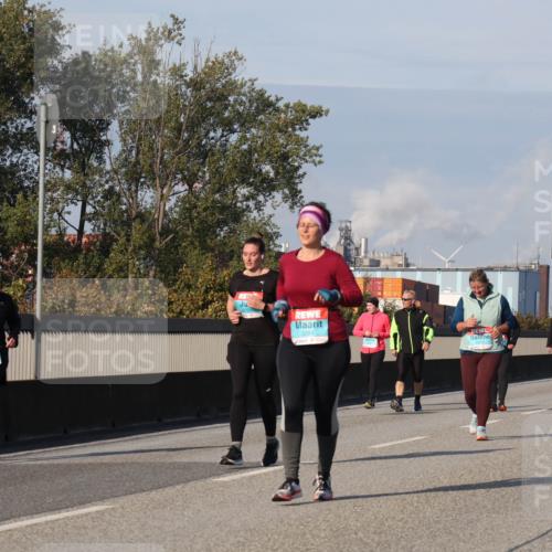 03.10.2025 - Köhlbrandbrückenlauf Luisa Fischer http://msf.ph/oto/8986529 03.10.2025 11:20:42 Position 3  meine-sportfotos.de