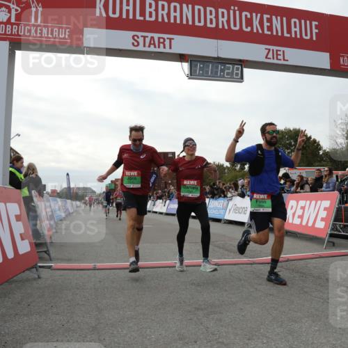 03.10.2025 - Köhlbrandbrückenlauf Yannick Fuchs http://msf.ph/oto/8986559 03.10.2025 16:11:26 Ziel 7350, 7373, 7472, 7488, 7765, 7895, 9597 meine-sportfotos.de