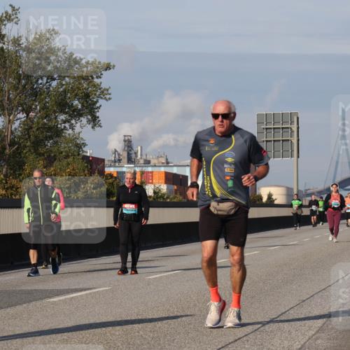 03.10.2025 - Köhlbrandbrückenlauf Luisa Fischer http://msf.ph/oto/8986571 03.10.2025 11:20:49 Position 3 515 meine-sportfotos.de