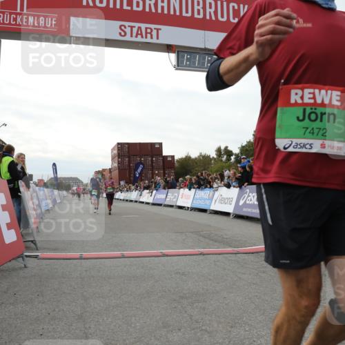 03.10.2025 - Köhlbrandbrückenlauf Yannick Fuchs http://msf.ph/oto/8986588 03.10.2025 16:11:27 Ziel 7350, 7373, 7472, 7488, 7765, 7895, 9597 meine-sportfotos.de