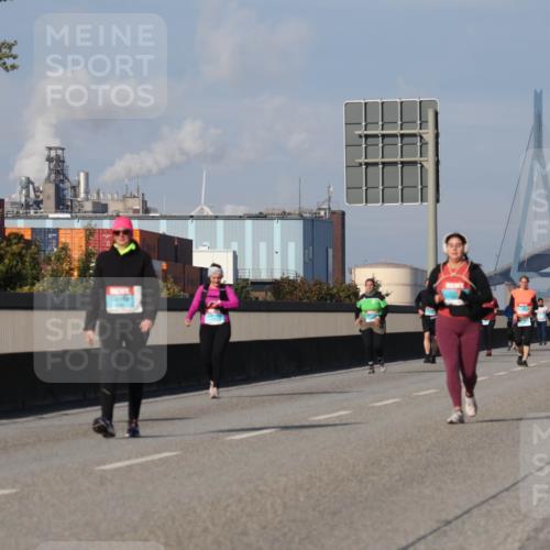 03.10.2025 - Köhlbrandbrückenlauf Luisa Fischer http://msf.ph/oto/8986603 03.10.2025 11:20:55 Position 3  meine-sportfotos.de