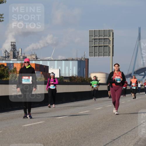 03.10.2025 - Köhlbrandbrückenlauf Luisa Fischer http://msf.ph/oto/8986606 03.10.2025 11:20:56 Position 3  meine-sportfotos.de