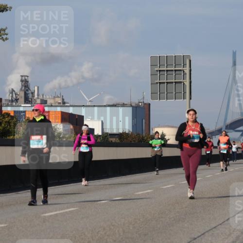 03.10.2025 - Köhlbrandbrückenlauf Luisa Fischer http://msf.ph/oto/8986610 03.10.2025 11:20:56 Position 3  meine-sportfotos.de