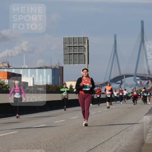 03.10.2025 - Köhlbrandbrückenlauf Luisa Fischer http://msf.ph/oto/8986614 03.10.2025 11:20:57 Position 3  meine-sportfotos.de