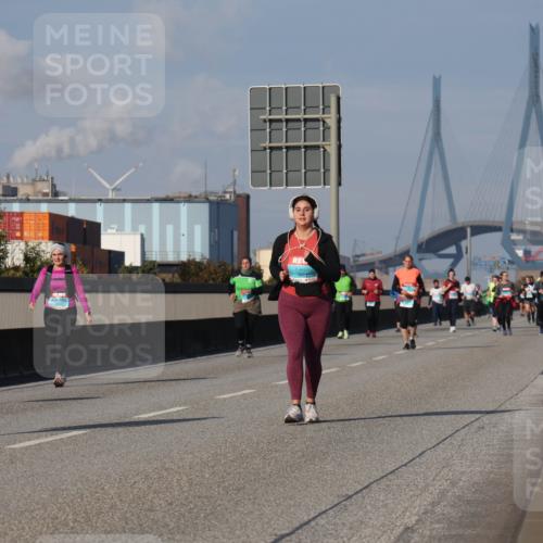 03.10.2025 - Köhlbrandbrückenlauf Luisa Fischer http://msf.ph/oto/8986619 03.10.2025 11:20:58 Position 3  meine-sportfotos.de