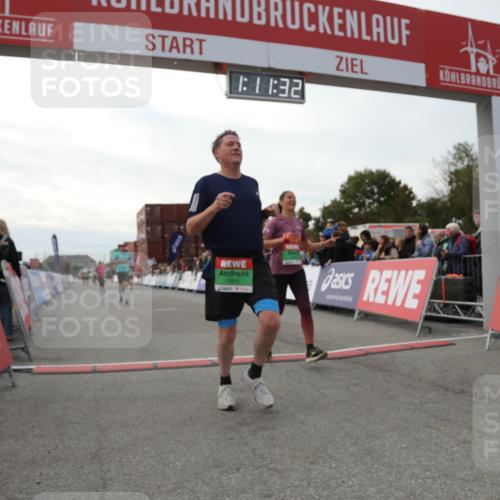 03.10.2025 - Köhlbrandbrückenlauf Yannick Fuchs http://msf.ph/oto/8986643 03.10.2025 16:11:30 Ziel 7350, 7373, 7407, 7467, 7472, 7488, 8774, 8938, 9382 meine-sportfotos.de