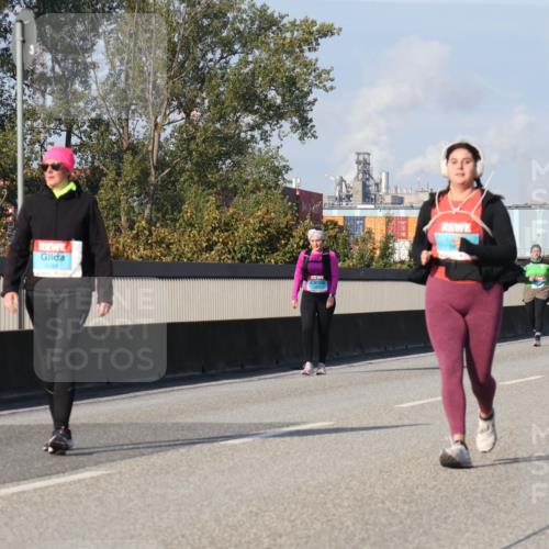 03.10.2025 - Köhlbrandbrückenlauf Luisa Fischer http://msf.ph/oto/8986650 03.10.2025 11:21:03 Position 3  meine-sportfotos.de