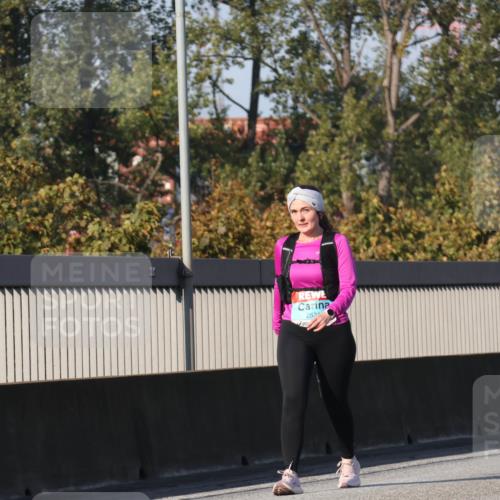 03.10.2025 - Köhlbrandbrückenlauf Luisa Fischer http://msf.ph/oto/8986686 03.10.2025 11:21:09 Position 3 2531, 02 meine-sportfotos.de