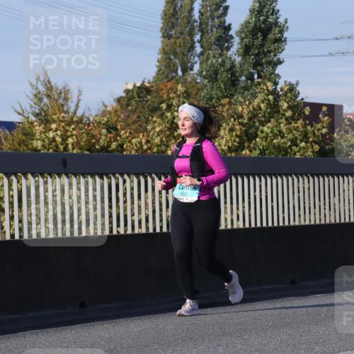 03.10.2025 - Köhlbrandbrückenlauf Luisa Fischer http://msf.ph/oto/8986713 03.10.2025 11:21:14 Position 3 2531 meine-sportfotos.de