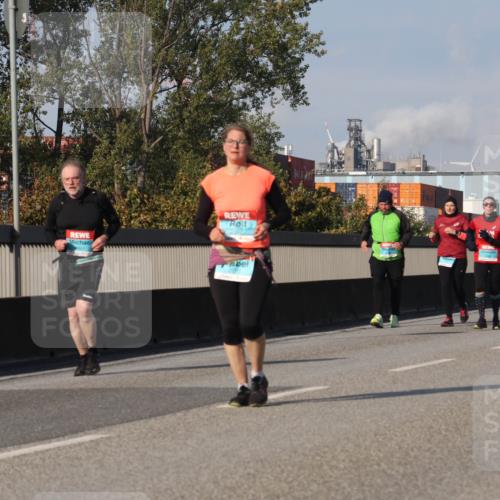 03.10.2025 - Köhlbrandbrückenlauf Luisa Fischer http://msf.ph/oto/8986753 03.10.2025 11:21:24 Position 3  meine-sportfotos.de