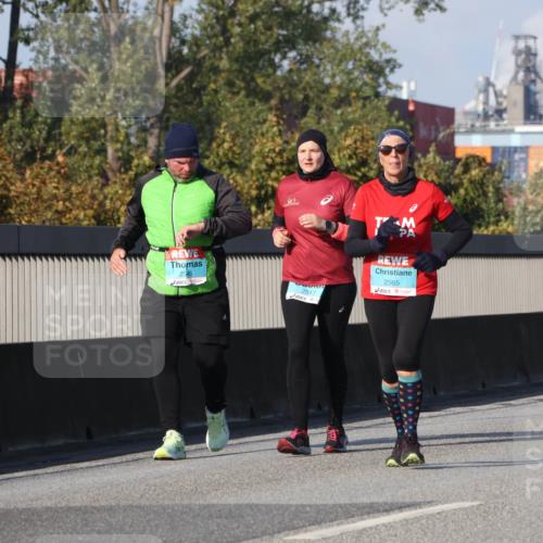 03.10.2025 - Köhlbrandbrückenlauf Luisa Fischer http://msf.ph/oto/8986789 03.10.2025 11:21:31 Position 3 2545, 2517, 2565 meine-sportfotos.de