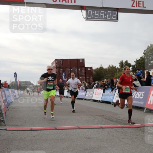 03.10.2025 - Köhlbrandbrückenlauf Yannick Fuchs http://msf.ph/oto/8986883 03.10.2025 15:59:20 Ziel 7262, 8780, 9126, 9238, 9521, 9577 meine-sportfotos.de