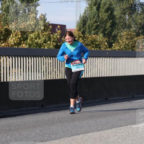 03.10.2025 - Köhlbrandbrückenlauf Luisa Fischer http://msf.ph/oto/8986885 03.10.2025 11:21:49 Position 3 3195 meine-sportfotos.de