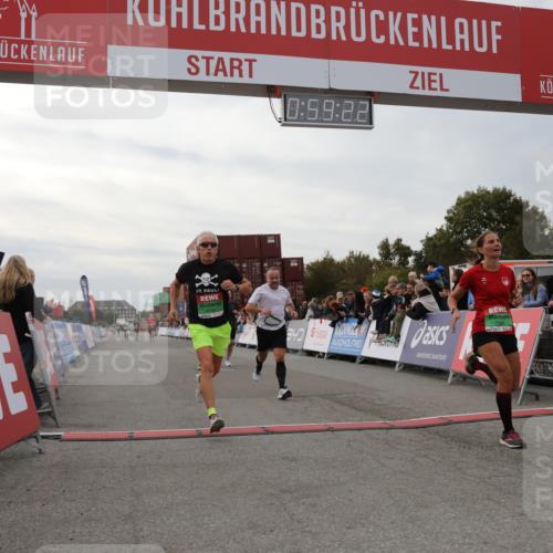 03.10.2025 - Köhlbrandbrückenlauf Yannick Fuchs http://msf.ph/oto/8986891 03.10.2025 15:59:20 Ziel 7262, 8780, 9126, 9238, 9521, 9577 meine-sportfotos.de