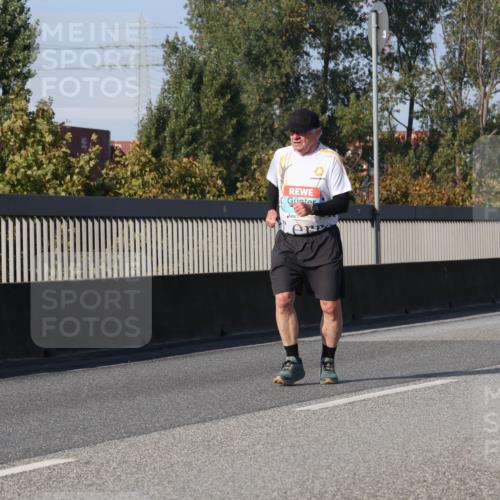 03.10.2025 - Köhlbrandbrückenlauf Luisa Fischer http://msf.ph/oto/8986909 03.10.2025 11:21:54 Position 3  meine-sportfotos.de