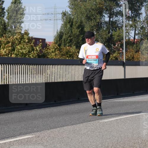03.10.2025 - Köhlbrandbrückenlauf Luisa Fischer http://msf.ph/oto/8986910 03.10.2025 11:21:55 Position 3 2425 meine-sportfotos.de