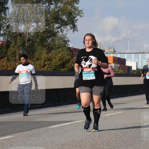 03.10.2025 - Köhlbrandbrückenlauf Luisa Fischer http://msf.ph/oto/8986954 03.10.2025 11:22:05 Position 3 3347, 3370 meine-sportfotos.de