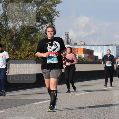 03.10.2025 - Köhlbrandbrückenlauf Luisa Fischer http://msf.ph/oto/8986957 03.10.2025 11:22:06 Position 3 3347, 3370 meine-sportfotos.de
