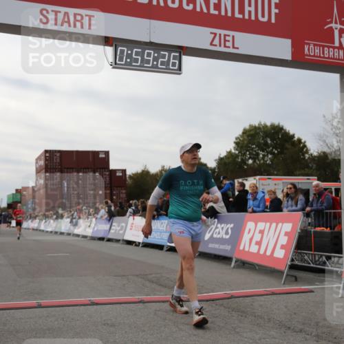 03.10.2025 - Köhlbrandbrückenlauf Yannick Fuchs http://msf.ph/oto/8986978 03.10.2025 15:59:24 Ziel 7083, 7089, 7262, 8780, 9126, 9238, 9577 meine-sportfotos.de