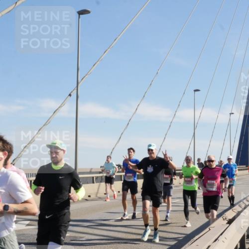 03.10.2025 - Köhlbrandbrückenlauf Matties Gatica Varas http://msf.ph/oto/8987025 03.10.2025 12:27:57 Position 2 4405 meine-sportfotos.de