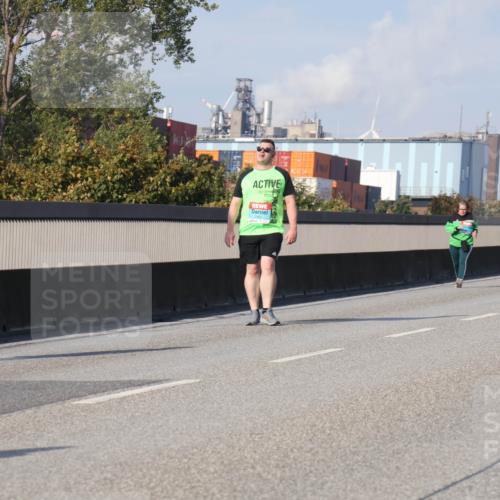 03.10.2025 - Köhlbrandbrückenlauf Luisa Fischer http://msf.ph/oto/8987064 03.10.2025 11:22:17 Position 3  meine-sportfotos.de