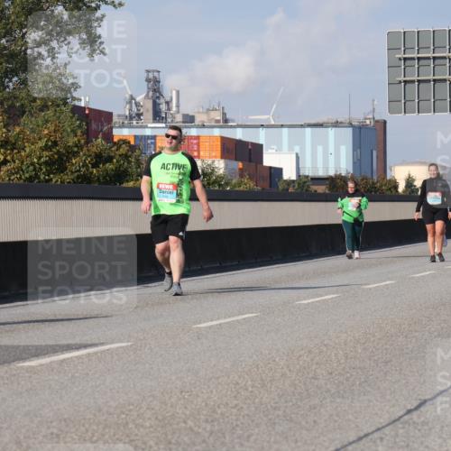 03.10.2025 - Köhlbrandbrückenlauf Luisa Fischer http://msf.ph/oto/8987066 03.10.2025 11:22:18 Position 3  meine-sportfotos.de