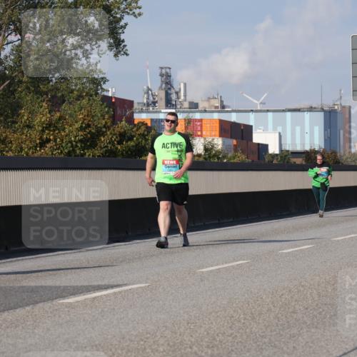 03.10.2025 - Köhlbrandbrückenlauf Luisa Fischer http://msf.ph/oto/8987070 03.10.2025 11:22:18 Position 3  meine-sportfotos.de